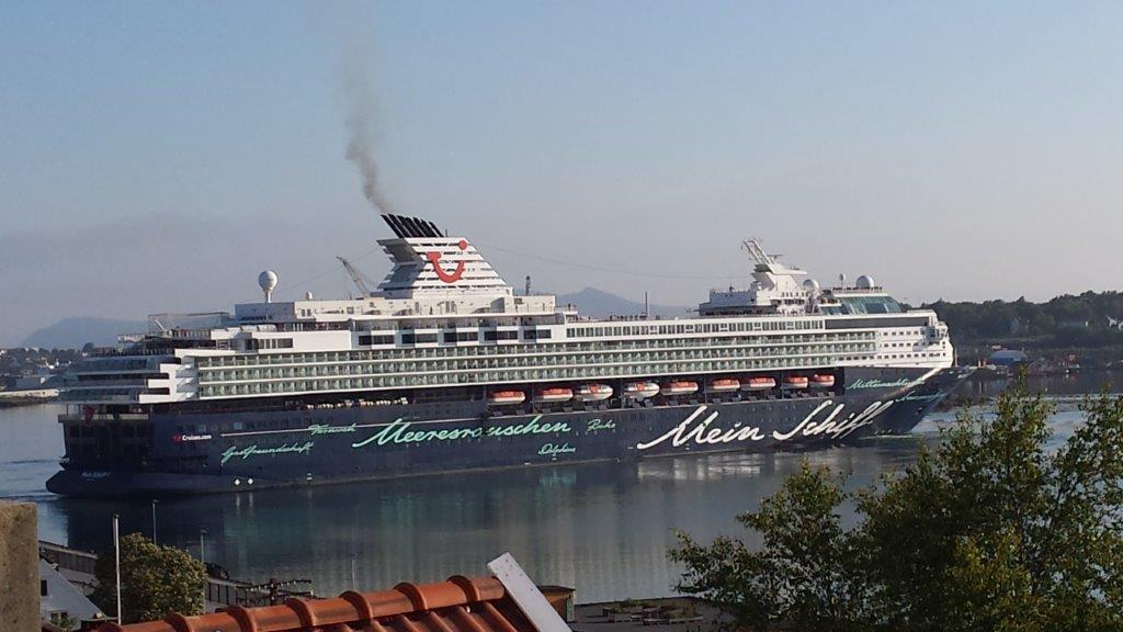 Mein Schiff 1